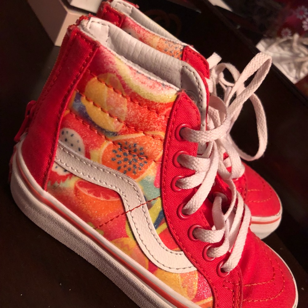 10.5c toddler vans for boy or girl - Picture 1 of 3